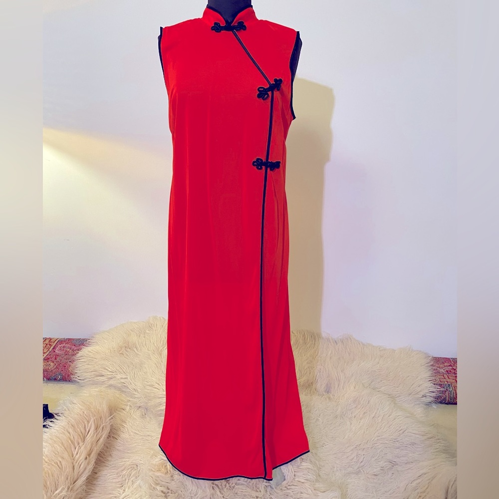 Vintage Red Sleeveless Qipao Inspired Maxi Dress Mandarin Collar Frog Buttons